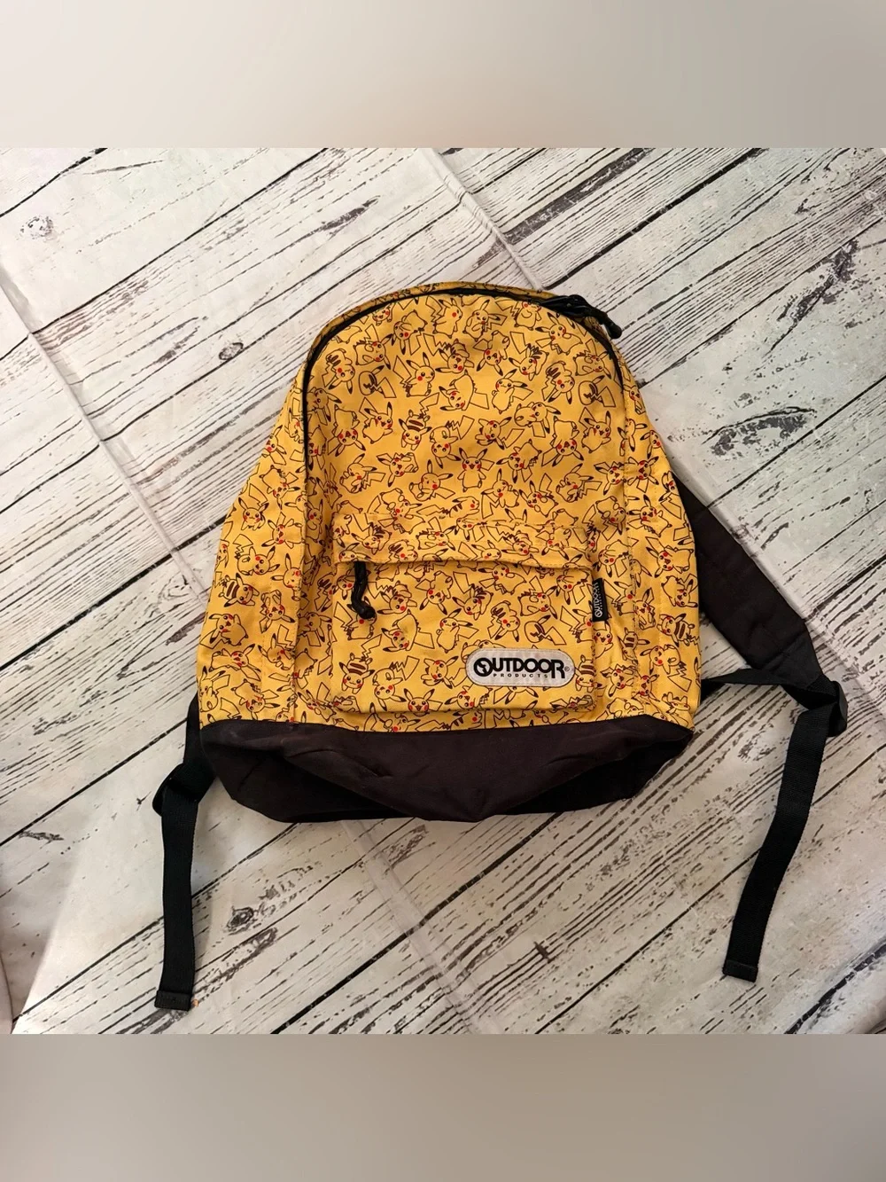 Pokemon center OUTDOOR Products Yellow Pikachu Print Men's Backpack